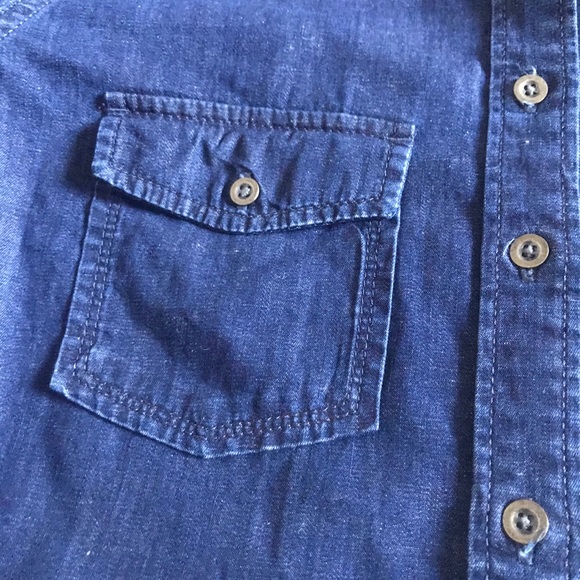 Banana Republic blue chambray button down shirt M - Picture 3 of 9